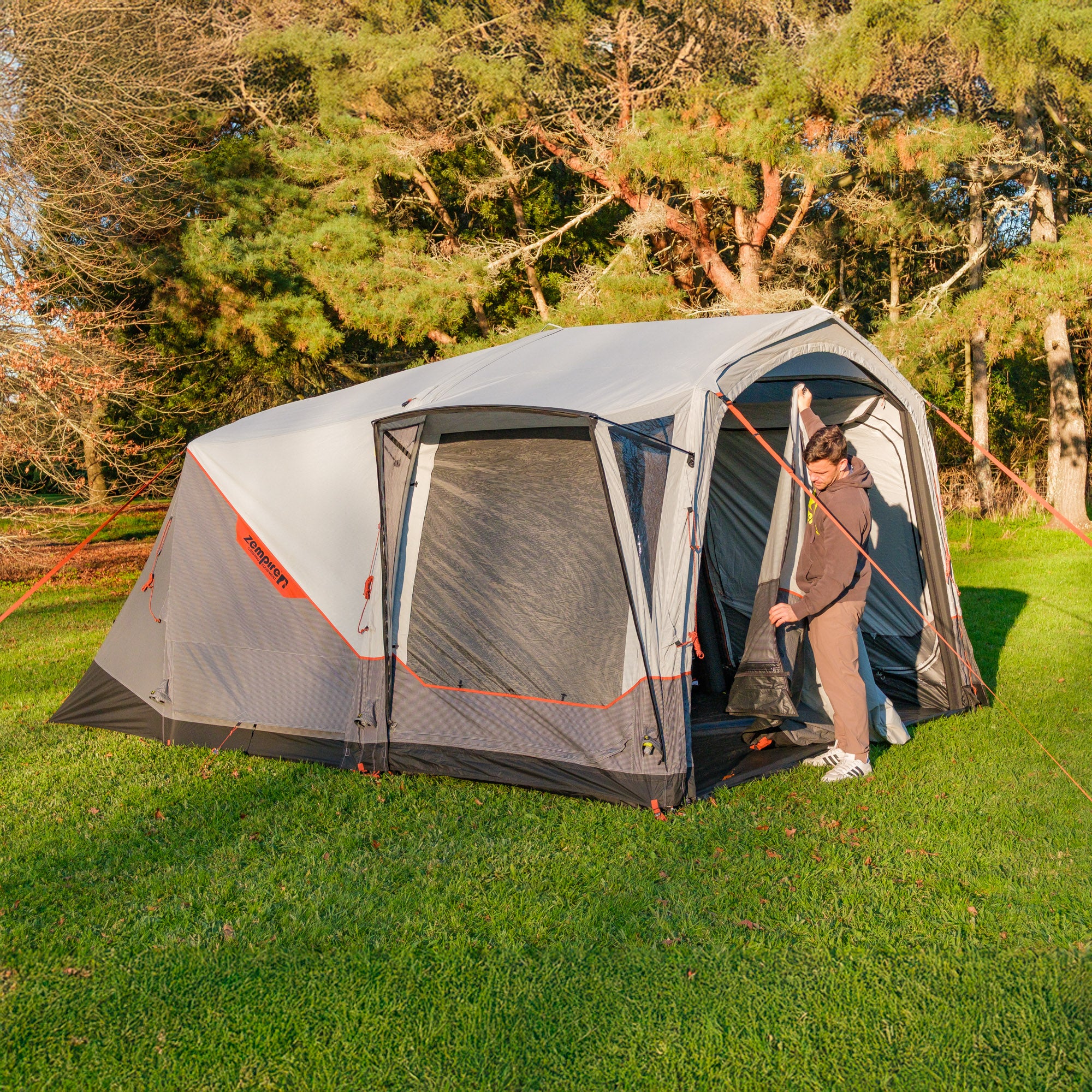 Shapeshifter 4SL Air Tent