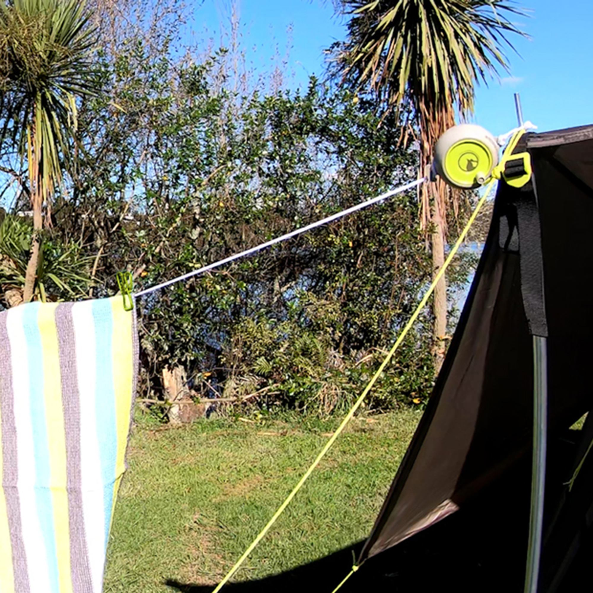 Zempire Wind Up Camp Clothes Line