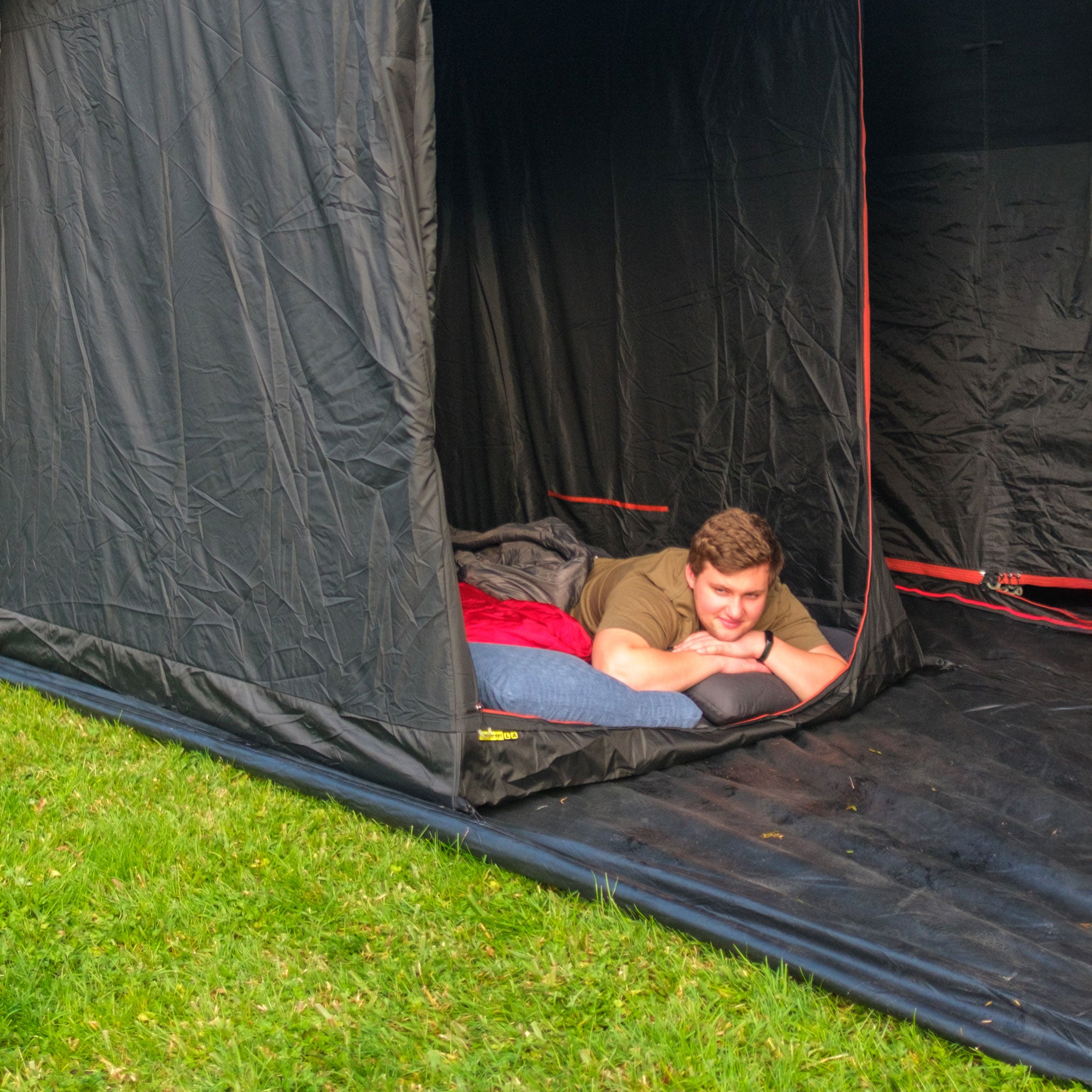 sleeping pod tent Shapeshifter 4 Bedroom Pod – Zempire AU
